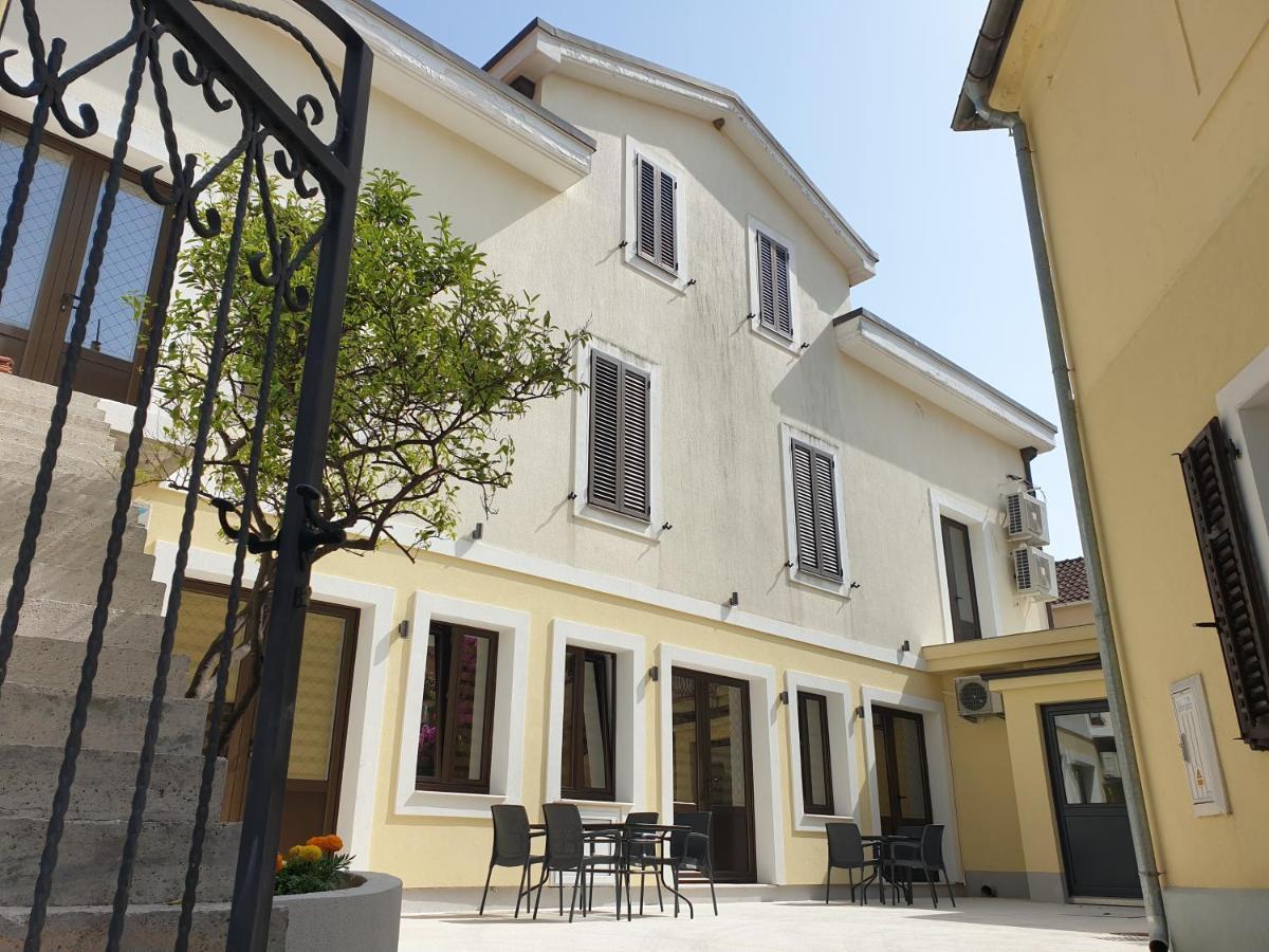 Kotor Center W Apartment Exterior photo
