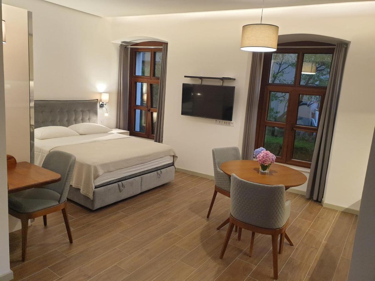 Kotor Center W Apartment Exterior photo